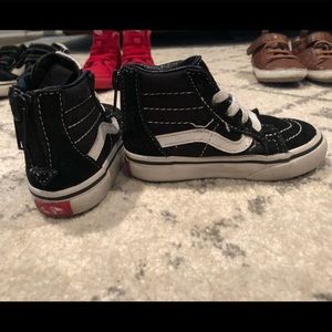 Hi top Black Vans 5c GUC